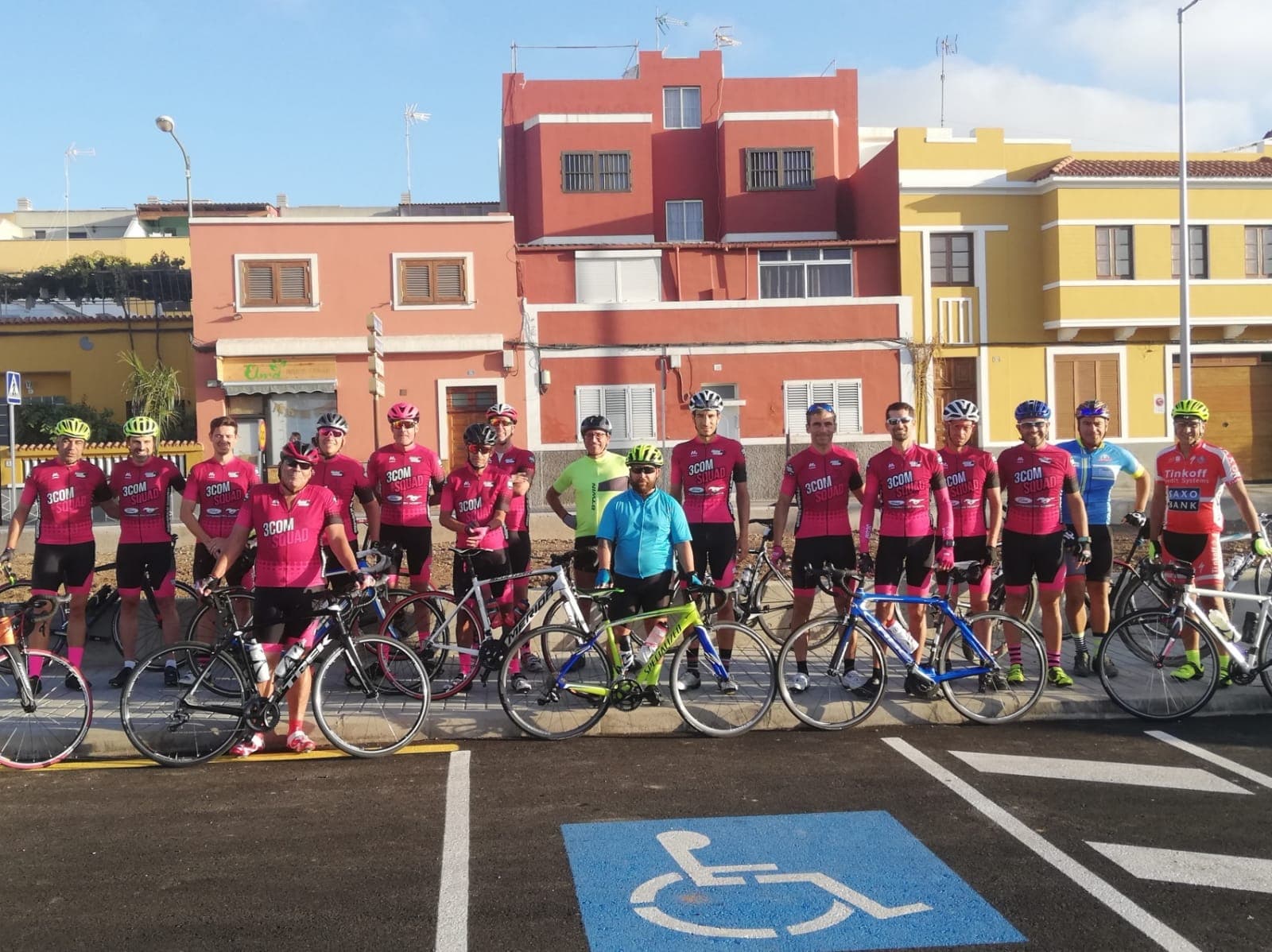 3COM Squad cumple una temporada más con la tradición del Día de las Marías