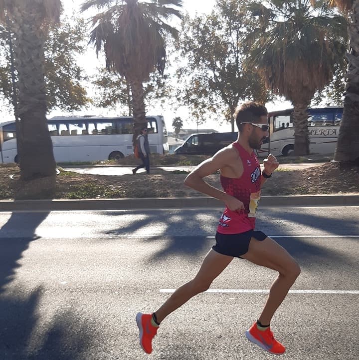 Rubén Palomeque bate su marca personal en la Medio Maratón de Valencia