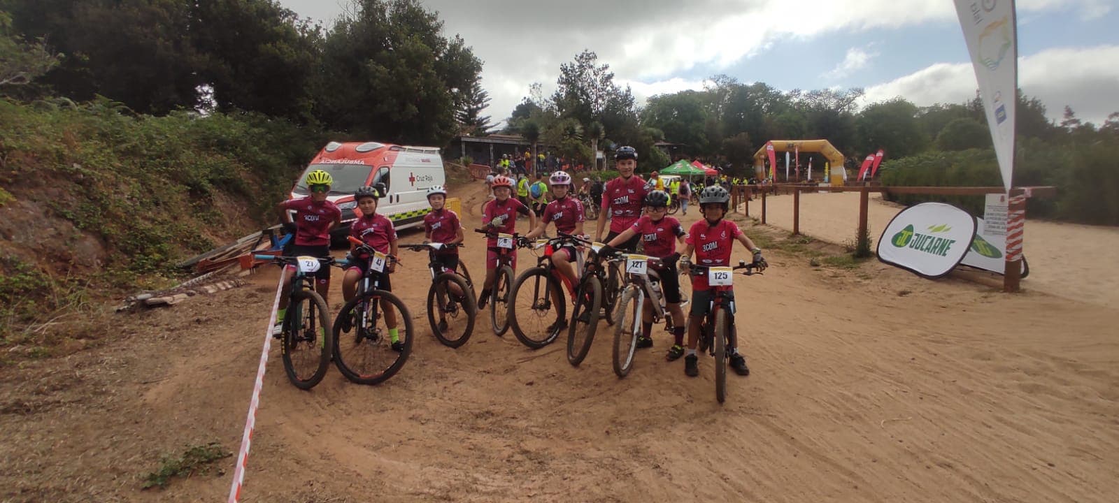 3COM Squad brilla en la prueba La Laguna de Valleseco y celebra una jornada de convivencia familiar