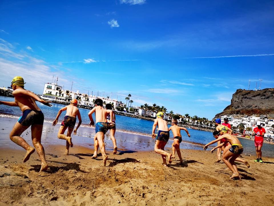 El Challenge School llega a Mogán, municipio precursor del Challenge en Gran Canaria