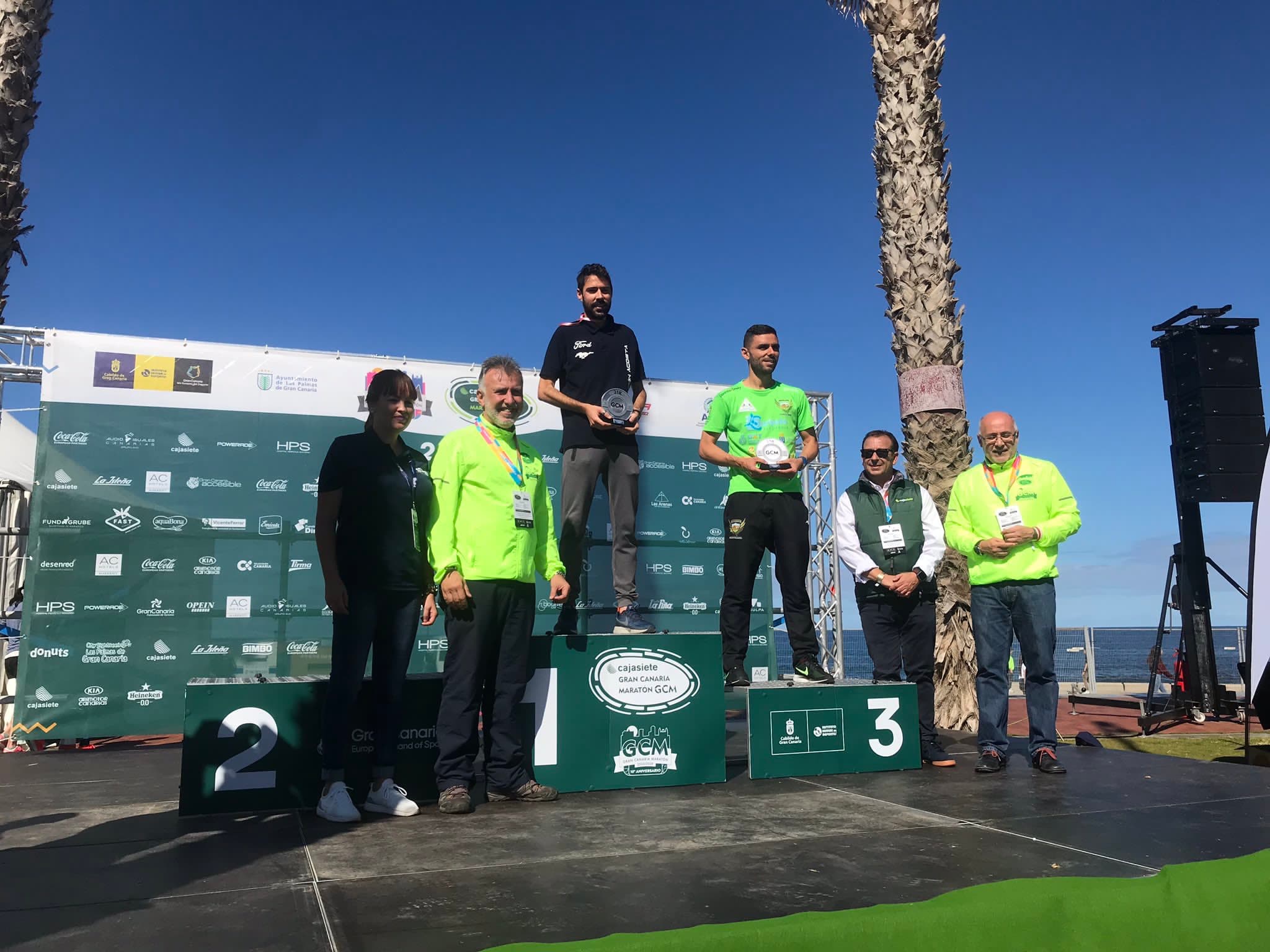 La Cajasiete Gran Canaria Maratón dejó grandes resultados y sensaciones: sobresalen Rubén Palomeque, Gerardo Domínguez y el estreno de rosa de Juan Carlos Esteso