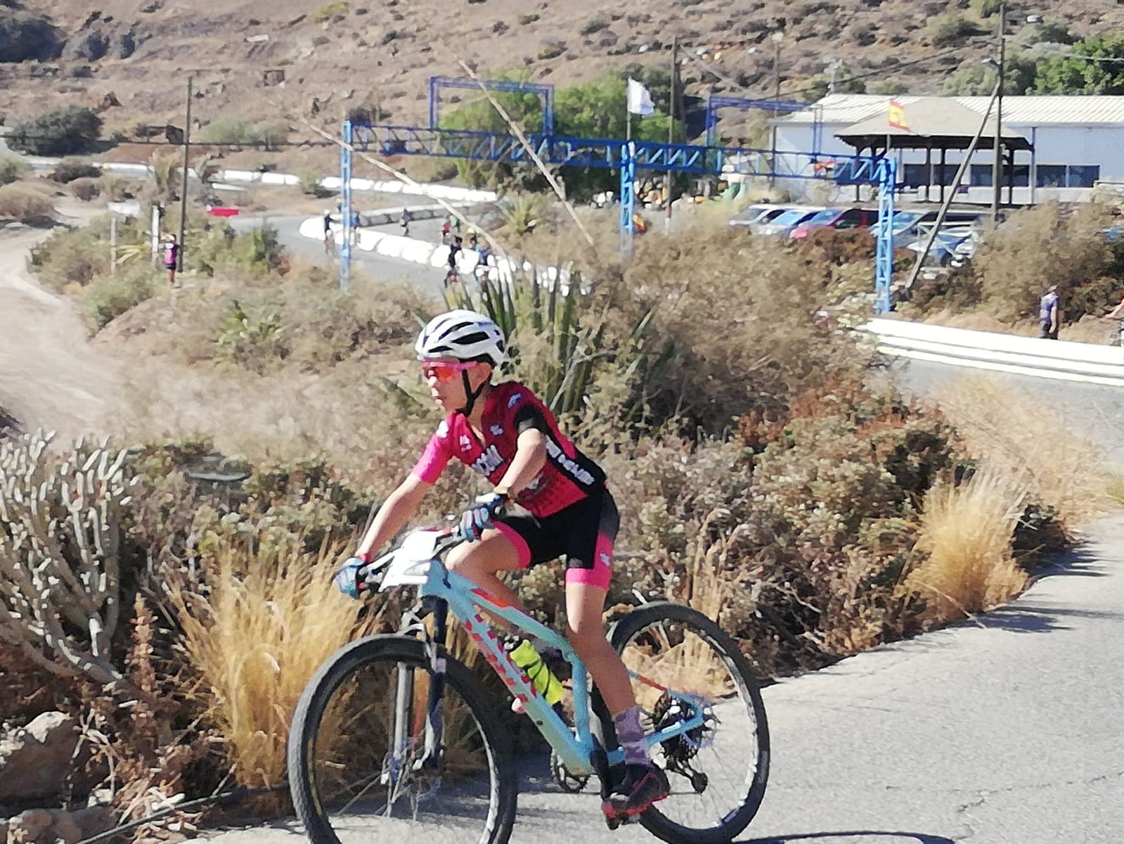 Suerte dispar para los ciclistas de 3COM Squad, Telmo y Javi Peña este fin de semana