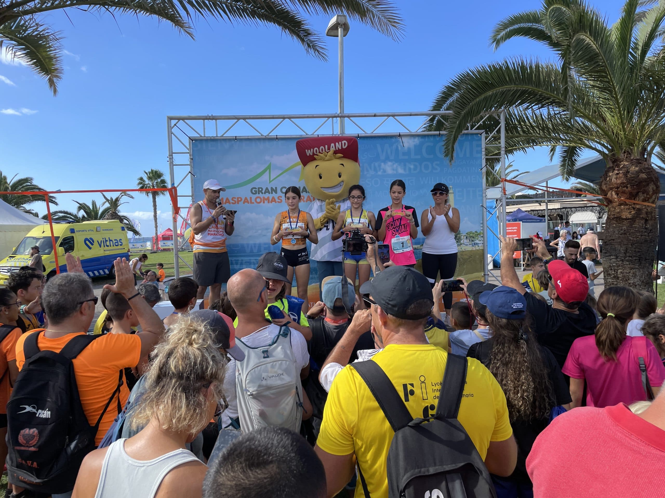 La sección de atletismo participó en la Holiday World Kids Race Maspalomas