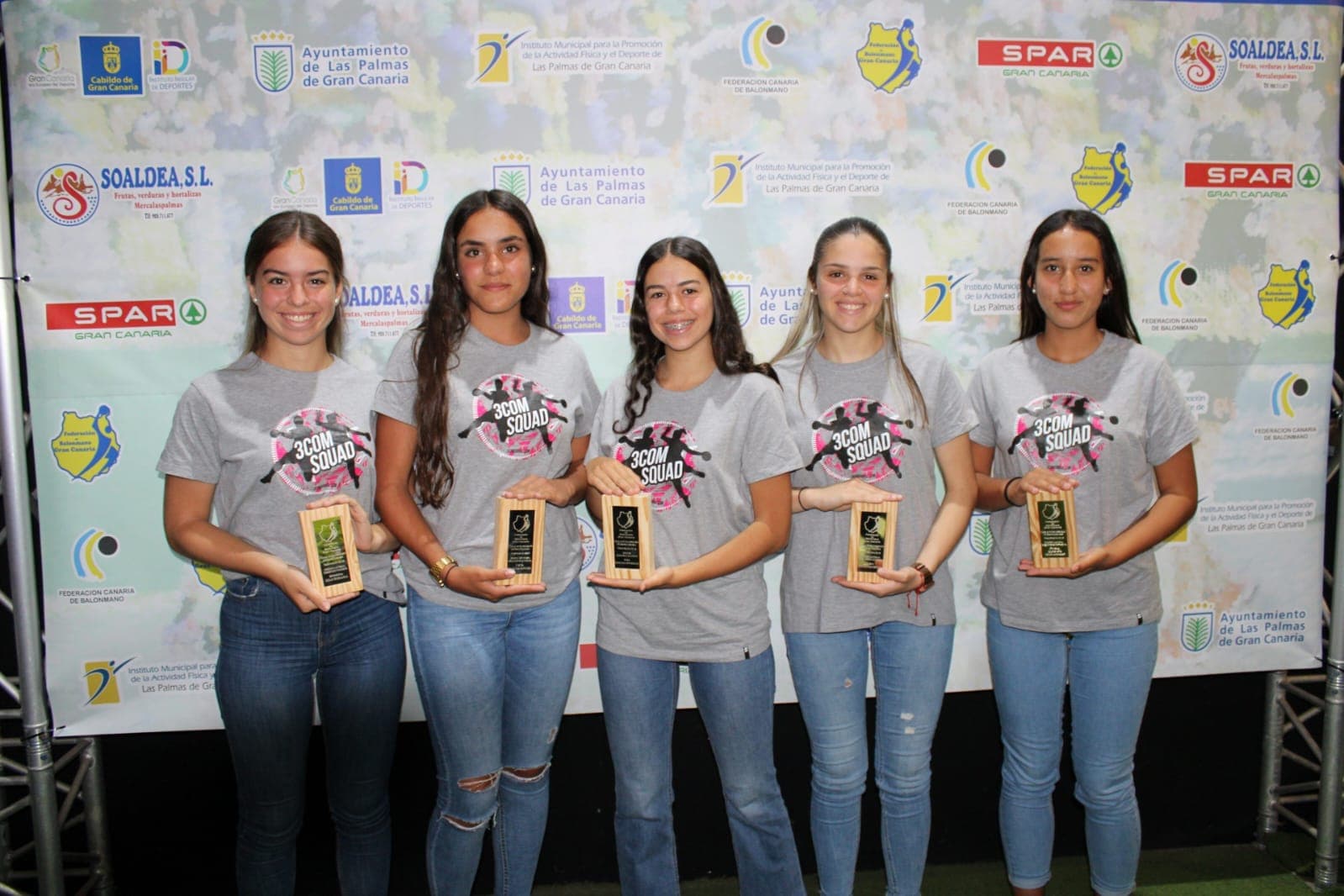 Triunfos y Talento: 3COM Squad Valsequillo Brilla en la Primera Gala del Balonmano de Gran Canaria