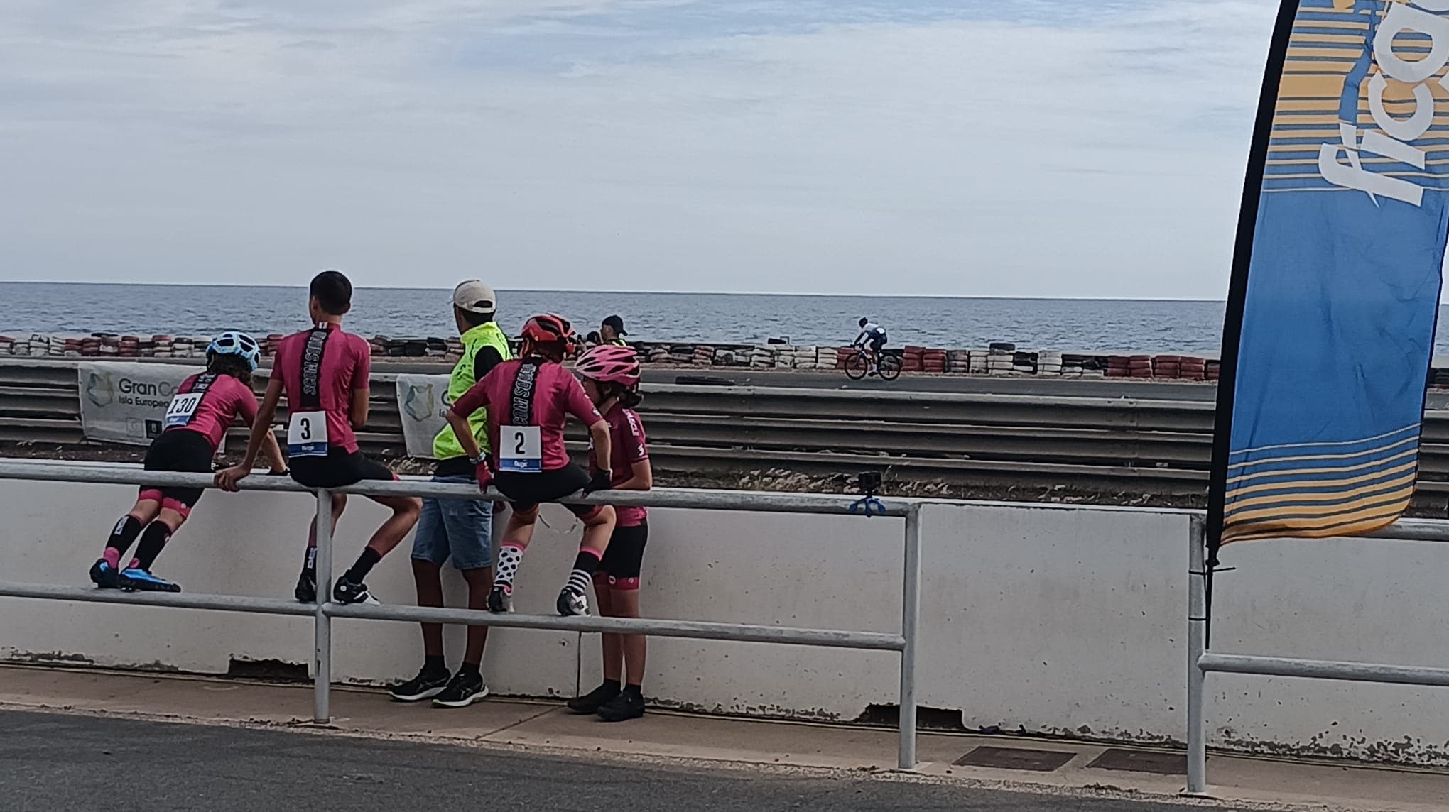 El 3COM Squad supera desafíos en la segunda jornada de los Juegos Insulares de Ciclismo